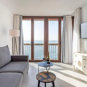 https://apartamento-el-balcon-de-la-malagueta.hotelsinnerja.org