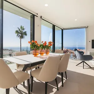 https://200m-new-villa-b-with-private-heated-pool-and-amazing.tenerifehoteles.net